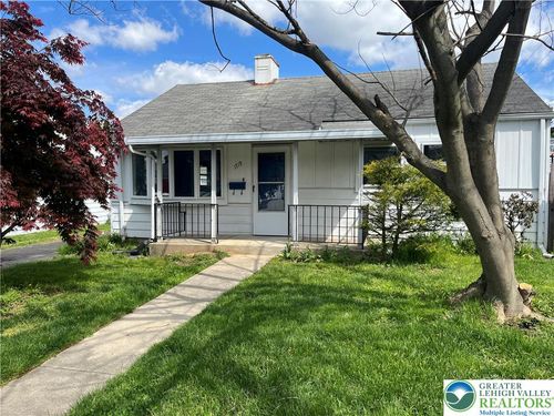 1719 Callone Ave, BETHLEHEM, PA, 18017-4133 | Card Image