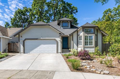 5070 Charmian Drive, Santa Rosa, CA, 95409 | Card Image