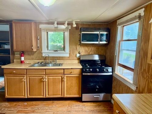 1526 Forest Dale Rd, Brandon, VT, 05733-8877 | Card Image