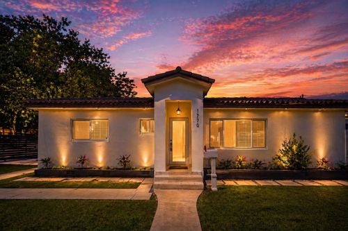 1770 Sw 17th Ave, Miami, FL, 33145-1441 | Card Image