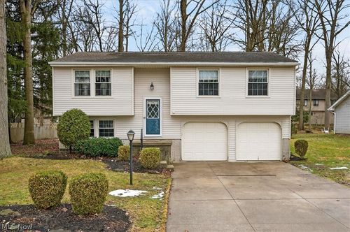 10265 Beaver Trl, Aurora, OH, 44202-8507 | Card Image