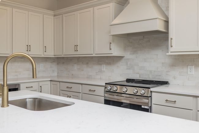 Quartz, Champagne Bronze, Custom Wood Hood, Tile Backsplash | Image 10