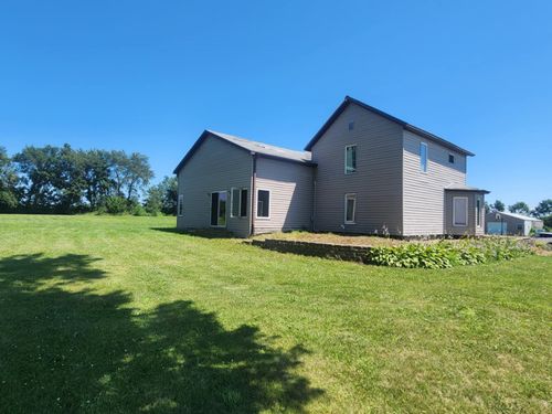 4592 W Mcconnell Rd, Mc Connell, IL, 61050-9709 | Card Image