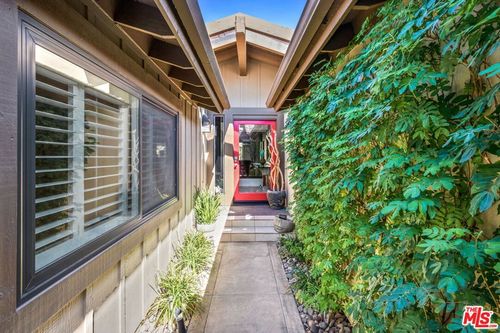 84 Running Springs Dr, Palm Desert, CA, 92211-3213 | Card Image