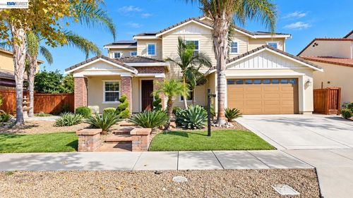 565 Fallsburg Ct, Brentwood, CA, 94513-2387 | Card Image
