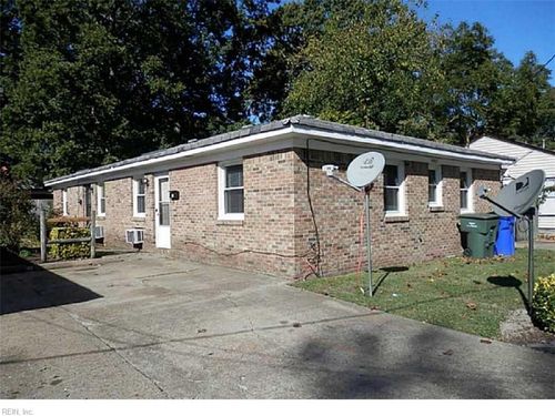 a-8923 Brighton St, Norfolk, VA, 23503-3805 | Card Image