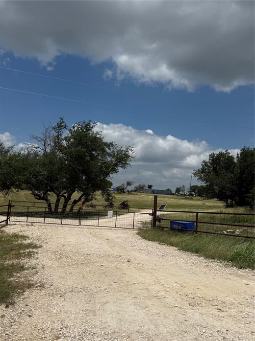 3905 Fm 2942, Lometa, TX, 76853-3020 | Card Image