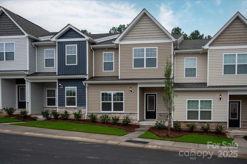 1232 Principal Featherstone Ave, Gastonia, NC, 28052-1512 | Card Image
