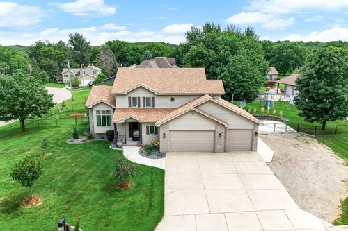 414 2nd St Sw, Medford, MN, 55049-9570 | Card Image
