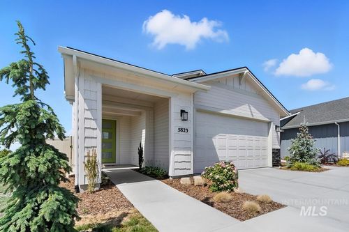 5886 W Parachute Dr, Meridian, ID, 83646-2057 | Card Image