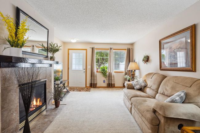 3307 Coleshire Path, Townhouse with 3 bedrooms, 3 bathrooms and null parking in Rosemount MN | Image 4