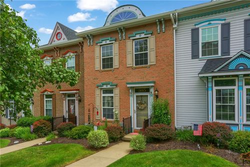 305 Beech St, Gibsonia, PA, 15044-9334 | Card Image
