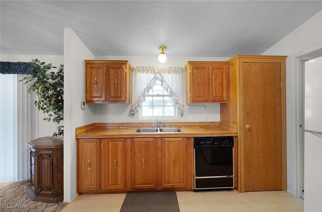 3 Fiddle Sticks, House other with 3 bedrooms, 2 bathrooms and null parking in Olmsted Twp OH | Image 16
