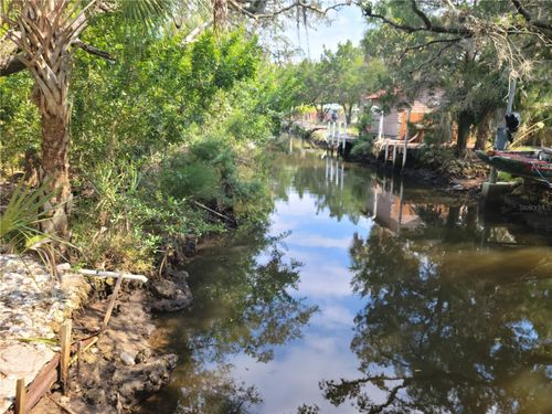 14301 W Seashell Ct, CRYSTAL RIVER, FL, 34429-2311 | Card Image