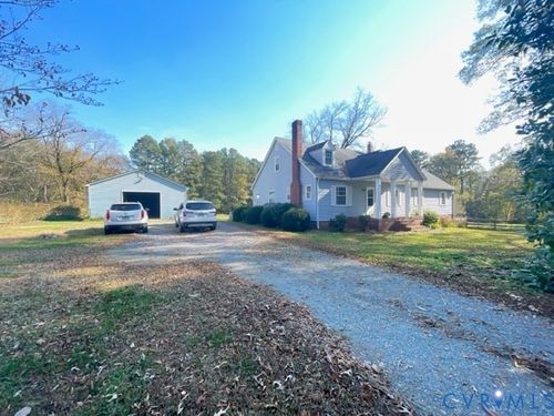 15352 Binns Rd, Doswell, VA, 23047-2228 | Card Image