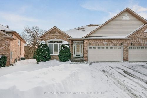 440 Morley Cook Cres, Newmarket, ON, L3X2M3 | Card Image