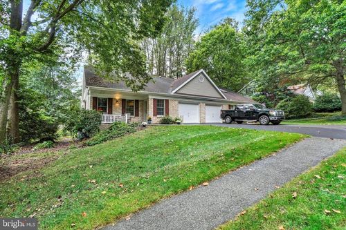 44 Timber Villa, ELIZABETHTOWN, PA, 17022-9219 | Card Image