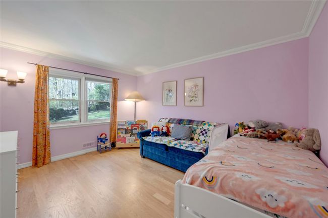 Bedroom 1 w/ large closet | Image 12