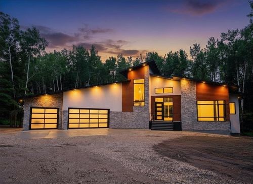 66-704016 Range Road 70, County Of Grande Prairie No. 1, AB, T8W5C8 | Card Image