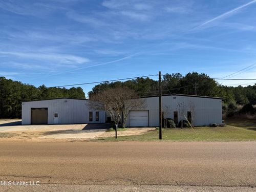 1002 Sawmill Ln Ne, Brookhaven, MS, 39601-9626 | Card Image