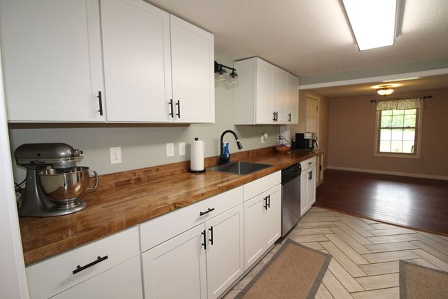 294 Deer Ridge Rd, House other with 3 bedrooms, 2 bathrooms and 2 parking in Hillsville VA | Image 25