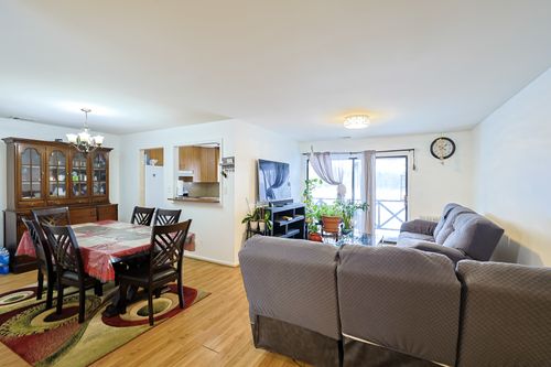 apt-2a-1030 Cottonwood Ct, Wheeling, IL, 60090-5423 | Card Image