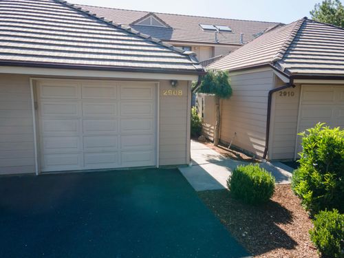 2908 Front St, Klamath Falls, OR, 97601-1276 | Card Image