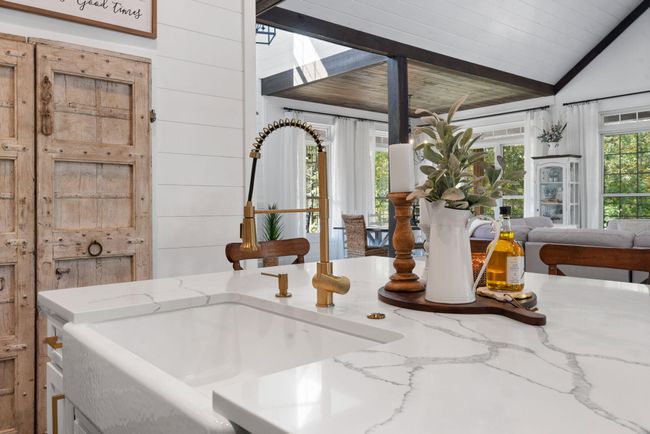 Quartz countertops | Image 53