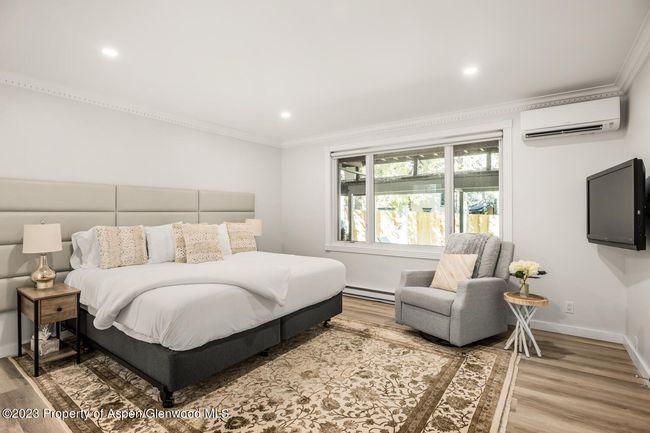 A - 1195 E Cooper Ave, Home with 4 bedrooms, 4 bathrooms and 3 parking in Aspen CO | Image 11