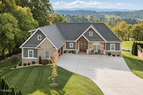 337 Sunset Ridge Ct, Johnson City, TN, 37615-4379 | Card Image