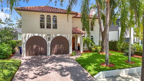 4215 W Culbreath Ave, Tampa, FL, 33609-4340 | Card Image