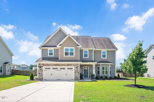 69 Squire St, Fuquay-Varina, NC, 27526-5736 | Card Image