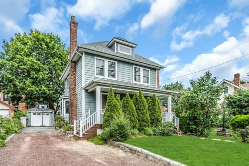 7 Bogart Ave, Port Washington, NY, 11050-4005 | Card Image
