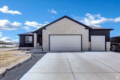 145 S Maya Jane Ln, House other with 3 bedrooms, 1 bathrooms and 9 parking in Grantsville UT | Image 2