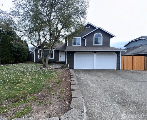 28016 231st Pl Se, Maple Valley, WA, 98038-8156 | Card Image