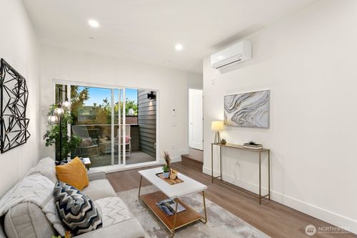 b-117 Wells Ave S, Renton, WA, 98057-2152 | Card Image