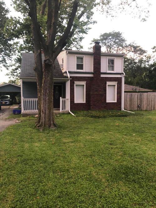 9350 Whitall Ln, Grosse Ile, MI, 48138-1225 | Card Image