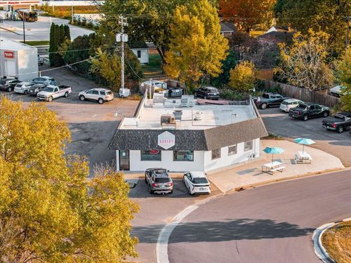 970 Newton St, Baldwin, WI, 54002-4100 | Card Image