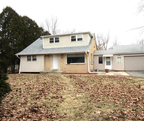 3320 W Bradley Road Road, Brown Deer, WI, 53209 | Card Image