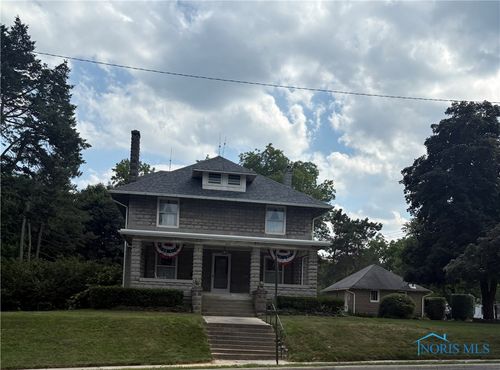 421 Farnsworth Rd, Waterville, OH, 43566-1308 | Card Image