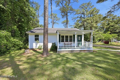 114 Pineview St, Havelock, NC, 28532-2332 | Card Image