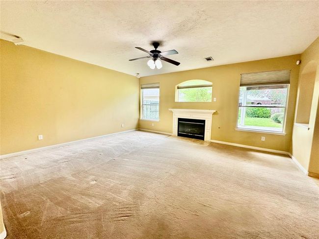2716 W Oaks Cir E, House other with 4 bedrooms, 4 bathrooms and 2 parking in Pearland TX | Image 19