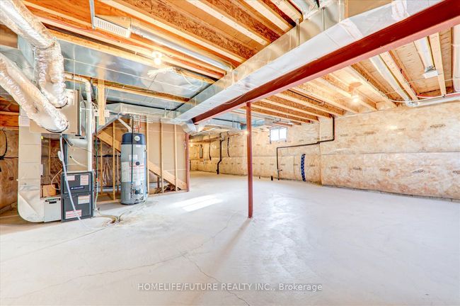 1345 Apollo St, House other with 4 bedrooms, 3 bathrooms and 4 parking in Oshawa ON | Image 39