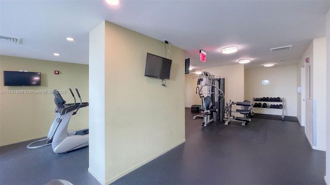 APT-1710 - 9055 Sw 73 Rd Ct, Condo with 2 bedrooms, 2 bathrooms and null parking in Pinecrest FL | Image 20