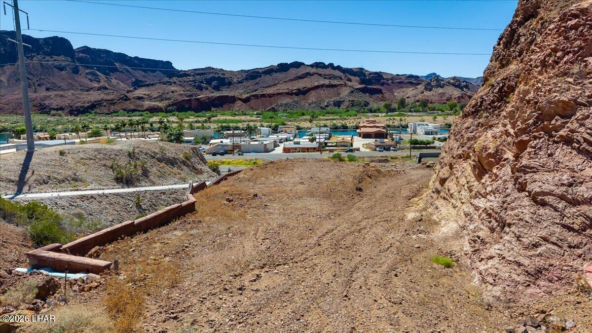 Land in Parker 3
