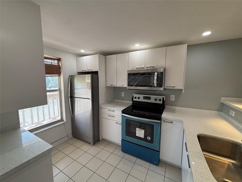 211-6000 Nw 64th Ave, Tamarac, FL, 33319-2264 | Card Image