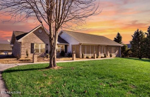 760 Southview Cir, Kodak, TN, 37764-1879 | Card Image