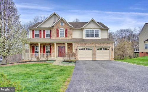 2891 Rexwood Dr, Glen Rock, PA, 17327-1033 | Card Image