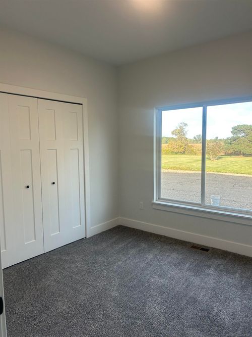 23401 29 Mile Rd, Ray, MI, 48096 | Card Image