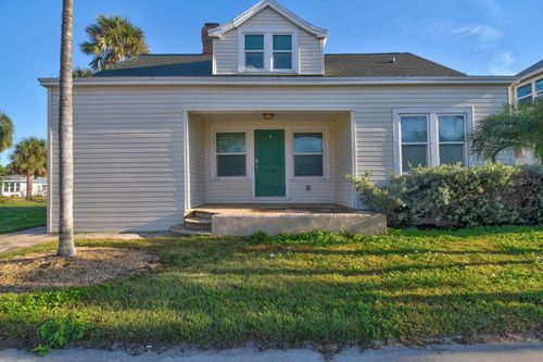 15565 Gulf Blvd, REDINGTON BEACH, FL, 33708-1727 | Card Image